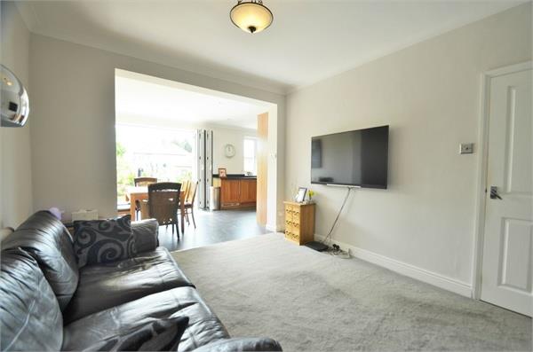 Aberdare Gardens, Mill Hill